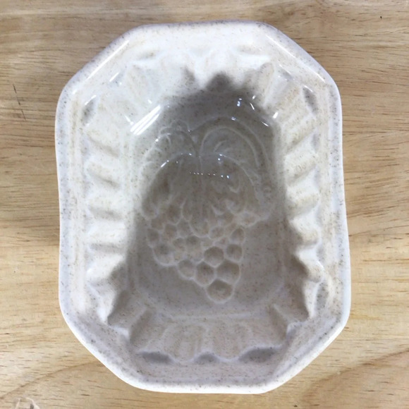 Vintage Stoneware Grape Design Pudding Molds - Set of 2 - Picture 3 of 8